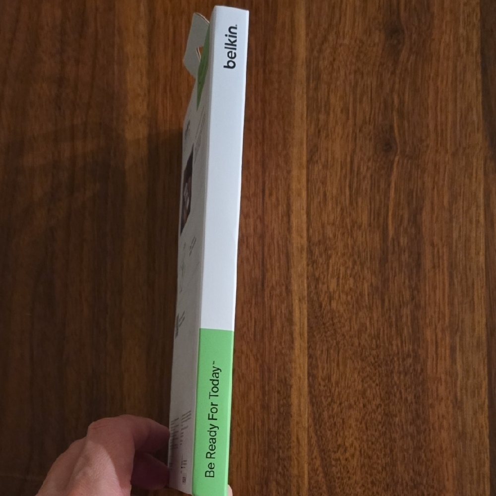 Belkin SCREENFORCE InvisiGlass Screen Protector - Picture 3 of 10